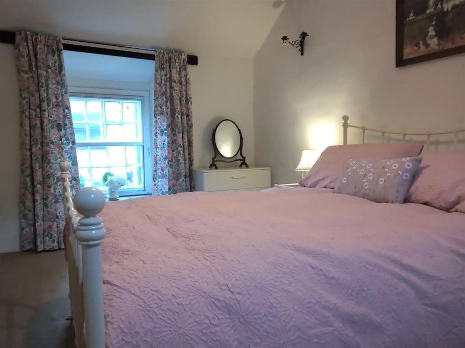 Ty Hen - Quirky Grade II Listed Cottage Blaenau Ffestiniog Exterior photo