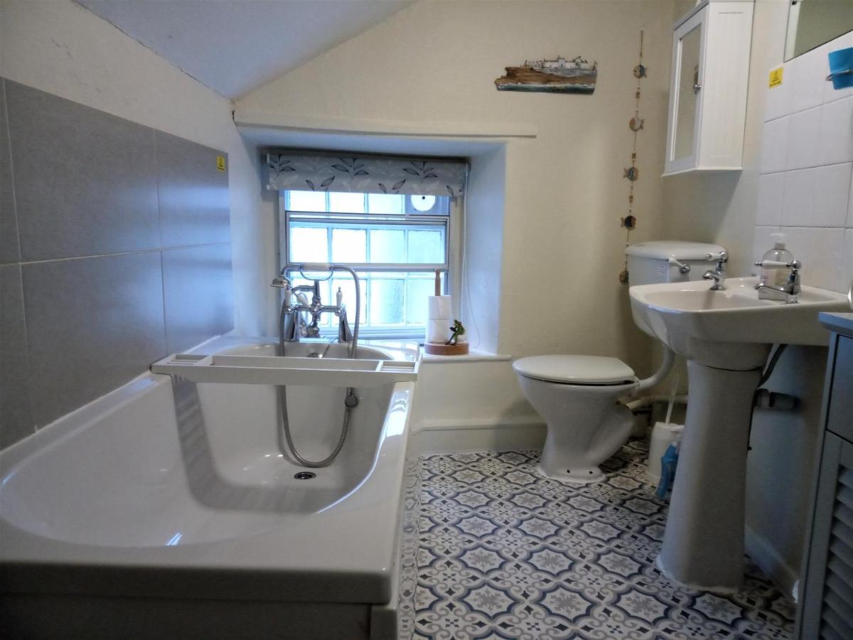 Ty Hen - Quirky Grade II Listed Cottage Blaenau Ffestiniog Exterior photo